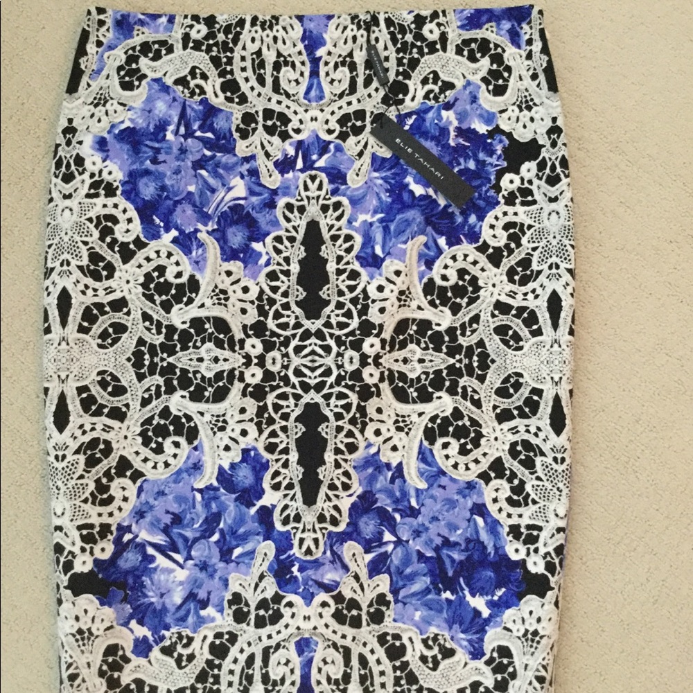 NWT Elie Tahari cotton printed pencil skirt